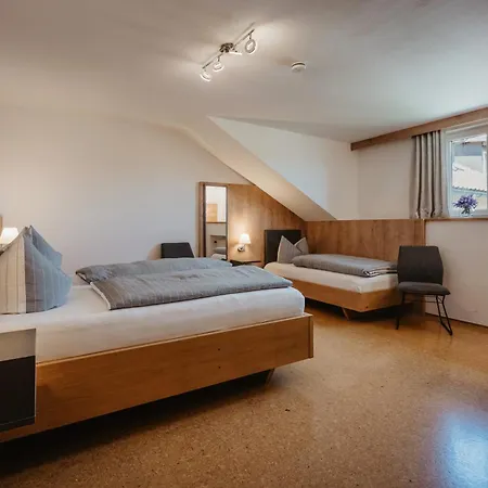 Am Haidel 3* Hinterschmiding